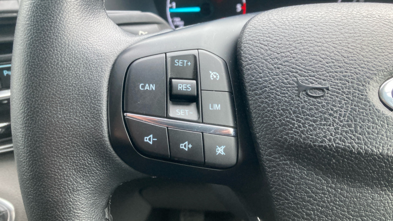 Ford Tourneo Custom 320 L1 Diesel Fwd 2.0 EcoBlue 136ps H1 Titanium 8 seater